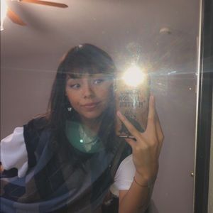 Meet your Posher, Reyna